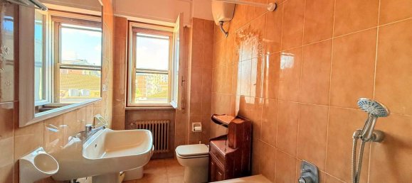 2 bedrooms Apartment in Florence, Italy No. 332523 29