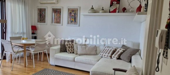 3 Schlafzimmer Wohnung in Rome, Italy, Nr. 335859 2