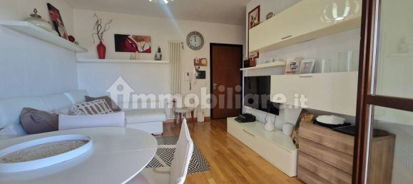 3 Schlafzimmer Wohnung in Rome, Italy, Nr. 335859 6