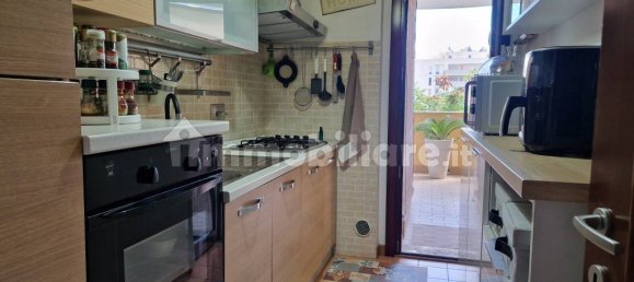 3 Schlafzimmer Wohnung in Rome, Italy, Nr. 335859 10