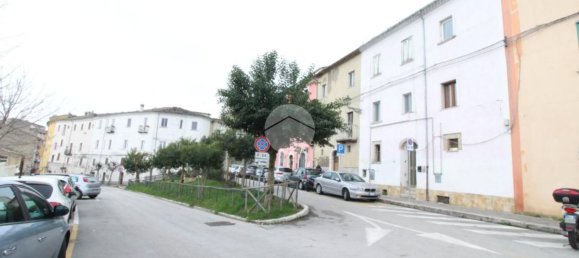 Квартира с 3 комнатами в Кампобассо, Италия № 84936 21