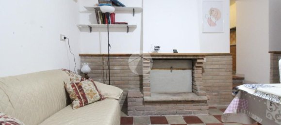 Квартира с 3 комнатами в Кампобассо, Италия № 84936 6