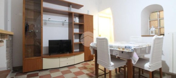 Квартира с 3 комнатами в Кампобассо, Италия № 84936 3