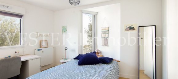 4 bedrooms House in Le Bouscat, France No. 102084 6