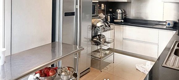 4 bedrooms Condo in Khlong Toei, Thailand No. 13436 6