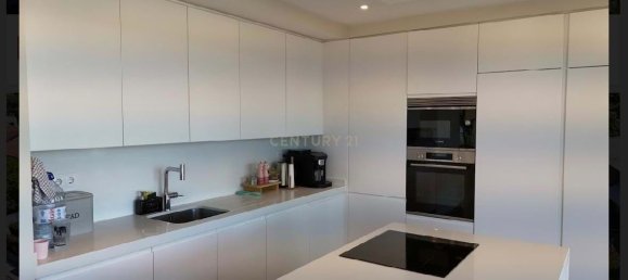 4 bedrooms Villa in Cascais, Portugal No. 141867 12