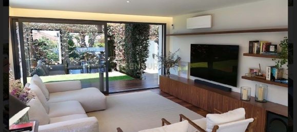4 bedrooms Villa in Cascais, Portugal No. 141867 3