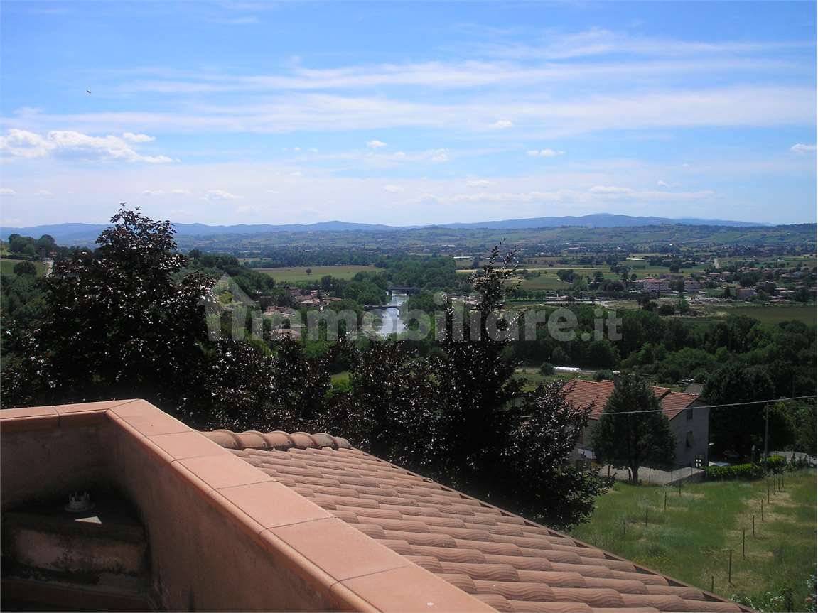 4 Schlafzimmer Villa in Torgiano, Italy, Nr. 261067