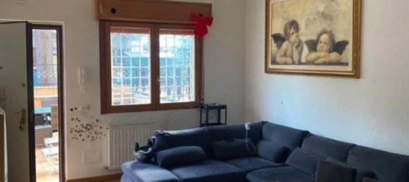 4 rooms Apartment in Rome, Italy No. 41043 7