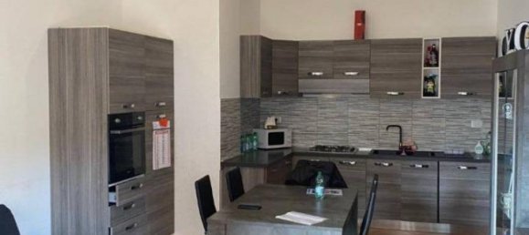 4 rooms Apartment in Rome, Italy No. 41043 5