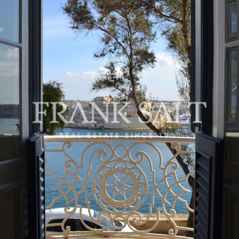 Bureau à Valletta, Malta 130m² No. 13004