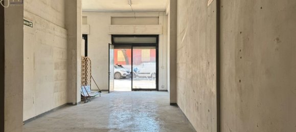 Gewerbliche Immobilie in Polignano a Mare, Italy 81m², Nr. 289385 8