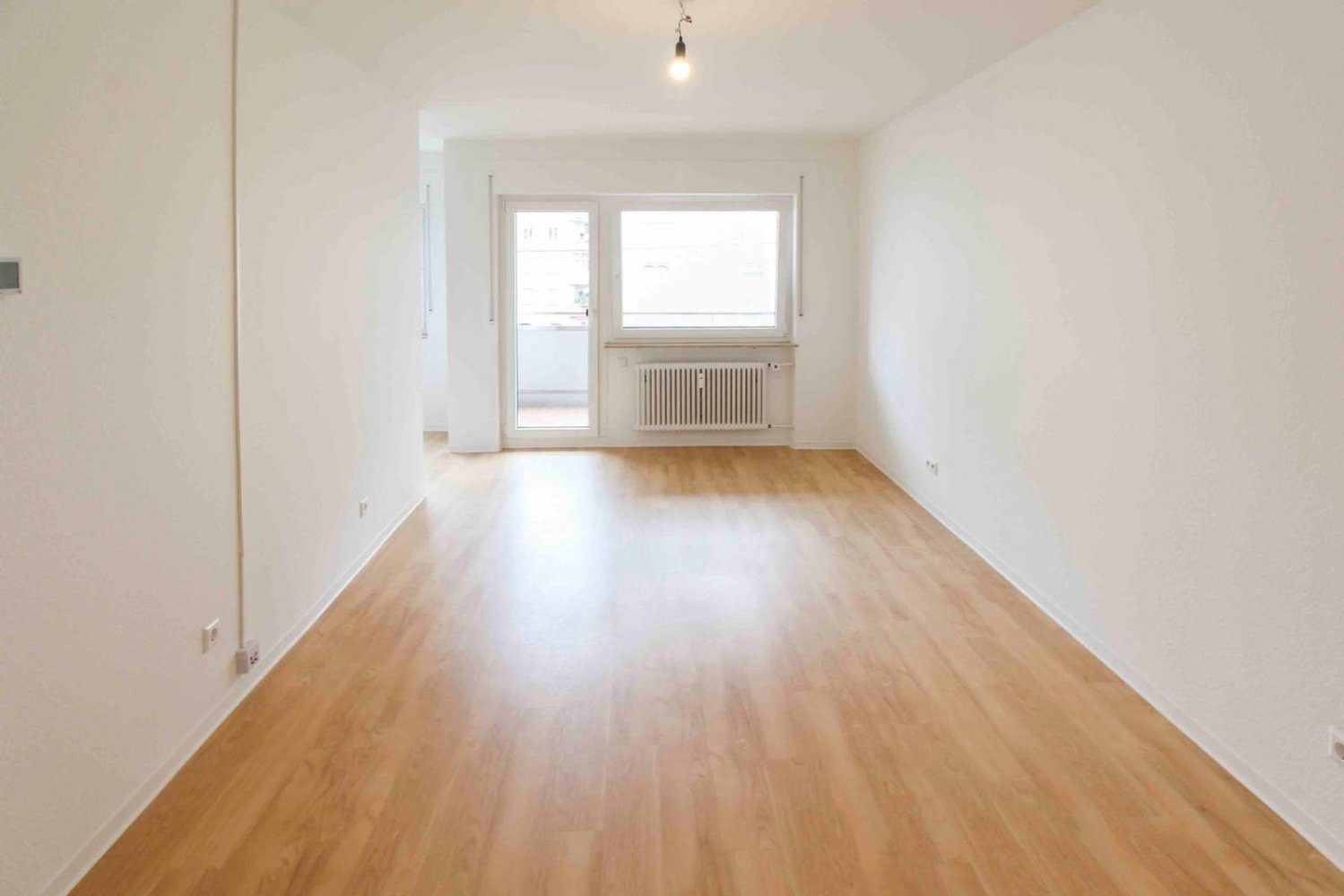 Квартира с 1 спальней в Штутгарт, Германия № 262051