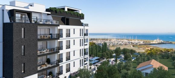 3 bedrooms Apartment in Limassol, Cyprus No. 25160 2