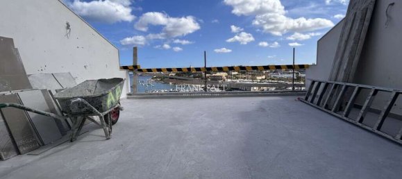 2 bedrooms Penthouse in Gzira, Malta No. 444 6