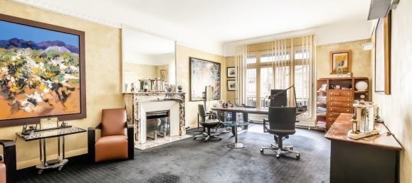 9 rooms Apartment in Paris, France No. 162018 4