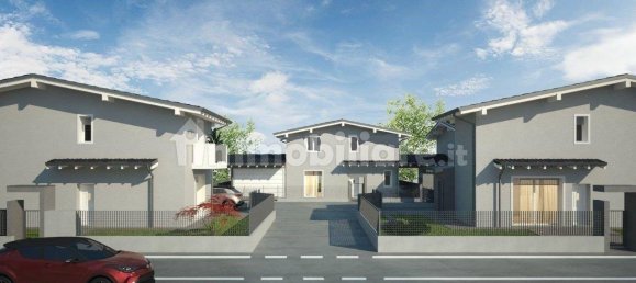 3 bedrooms Villa in Cadorago, Italy No. 167537 5