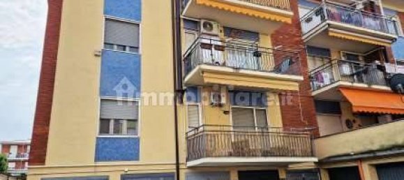 2 bedrooms Apartment in Magenta, Italy No. 260763 6