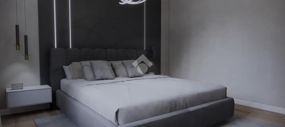 2 rooms Apartment in Prato, Italy No. 11370 5