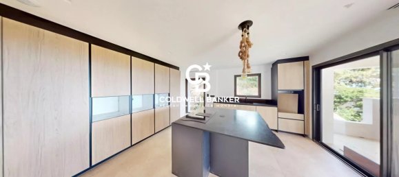 5 bedrooms Villa in Cavalaire-sur-Mer, France No. 291861 5