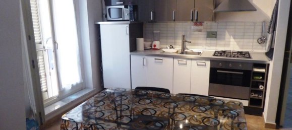 2 Schlafzimmer Wohnung in Livorno, Italy, Nr. 352313 7