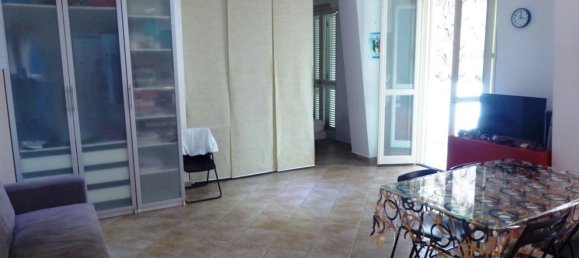 2 Schlafzimmer Wohnung in Livorno, Italy, Nr. 352313 2