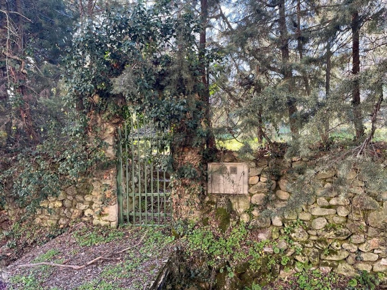  Land in Madrid, Spain No. 159399