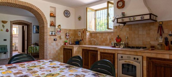 Villa de 6 dormitorios en Borgorose, Italy No. 44686 43