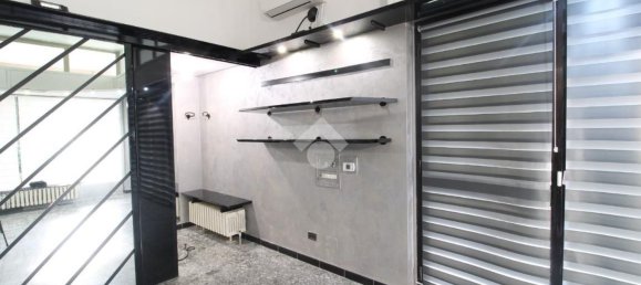 Propriété commerciale à Peschiera Borromeo, Italy 25m² No. 105023 15