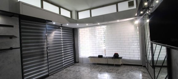 Propriété commerciale à Peschiera Borromeo, Italy 25m² No. 105023 10