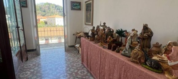 7 chambres Villa à La Spezia, Italy No. 174359 20