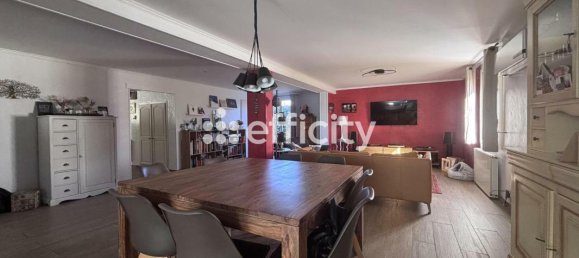 5 bedrooms Villa in Gardanne, France No. 346800 2