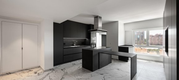 4 bedrooms Apartment in Lisbon, Portugal No. 133956 6