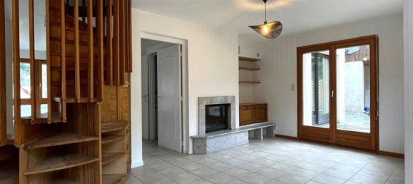 7 bedrooms House in Besancon, France No. 271740 3