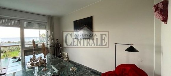 Квартира с 4 комнатами в Санремо, Италия № 230536 9