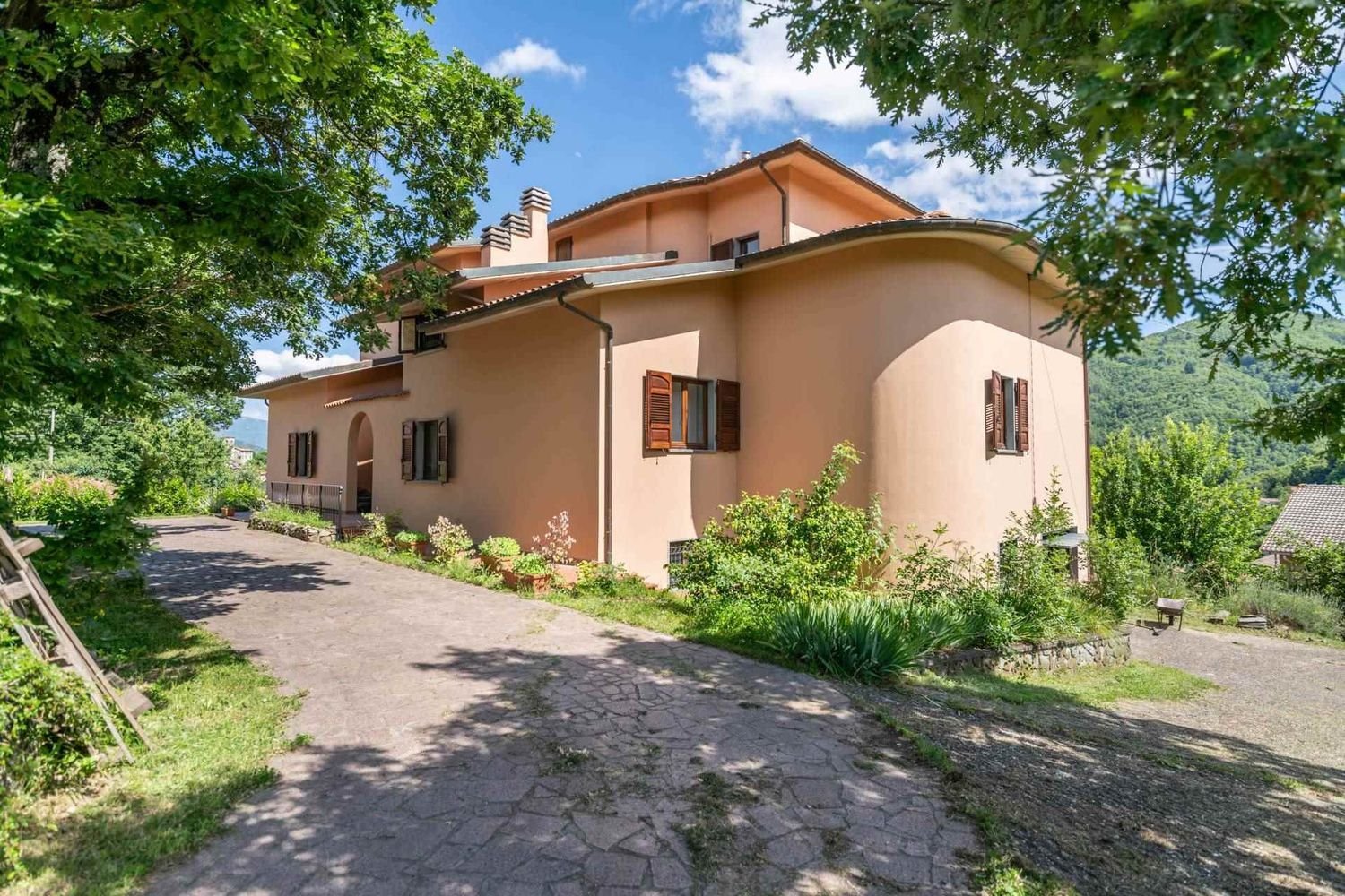 12 bedrooms Villa in Camporgiano, Italy No. 326502