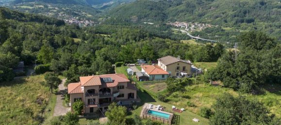 12 bedrooms Villa in Camporgiano, Italy No. 326502 11