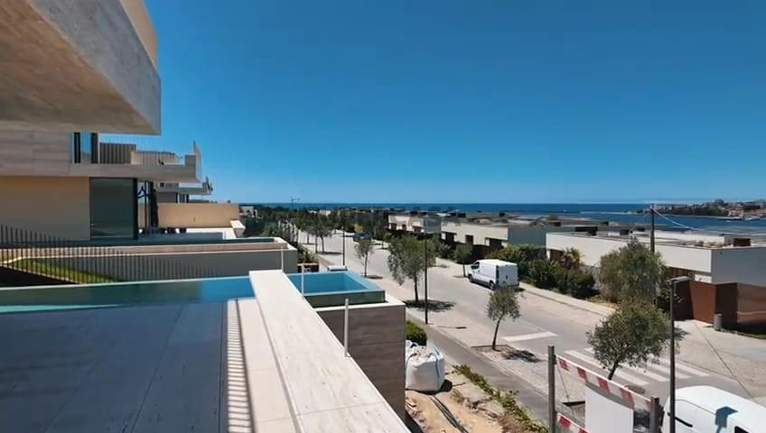 4 bedrooms House in Vila Nova de Gaia, Portugal No. 351032