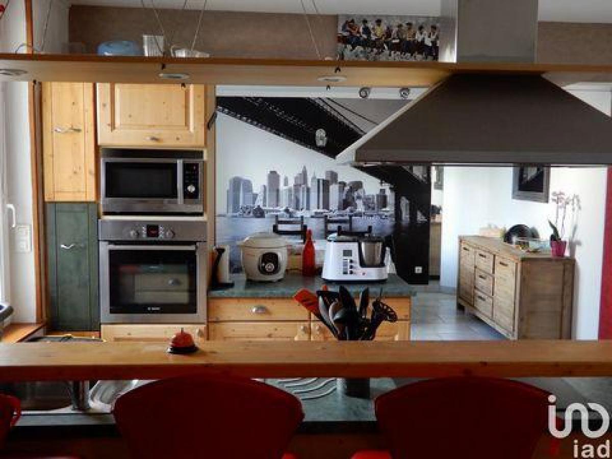 Casa T4 em Golbey, France N.º 8922