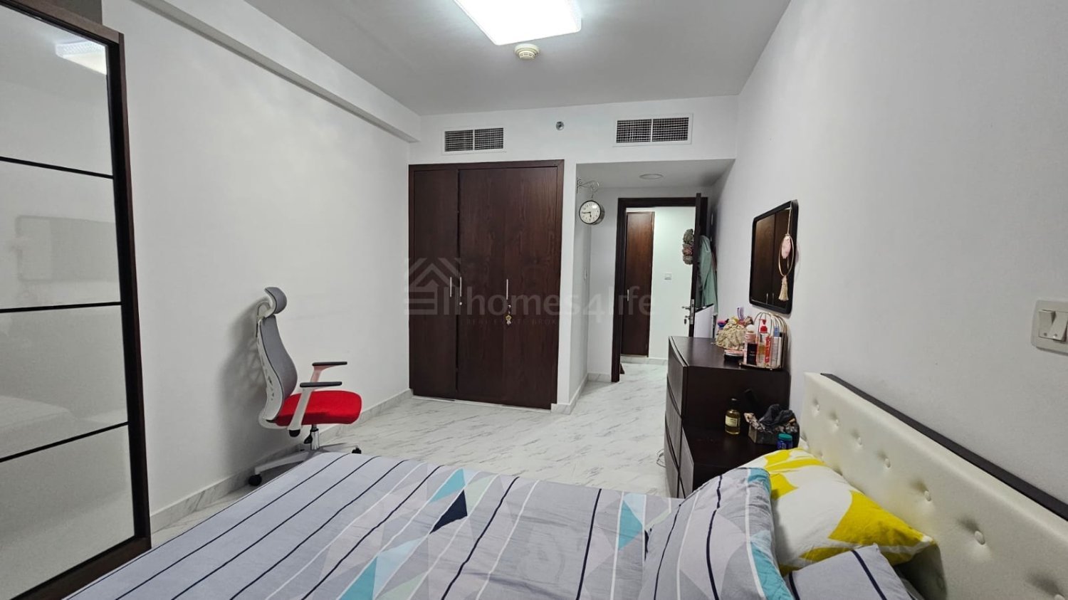 Apartamento T1 em Jumeirah Lake Towers, UAE N.º 124142