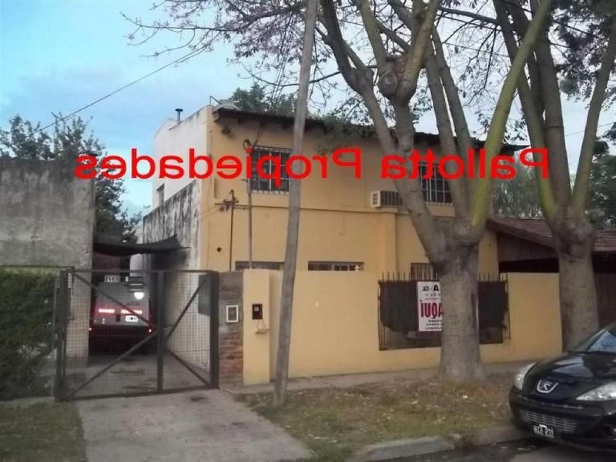 4 bedrooms House in Tigre, Argentina No. 12099