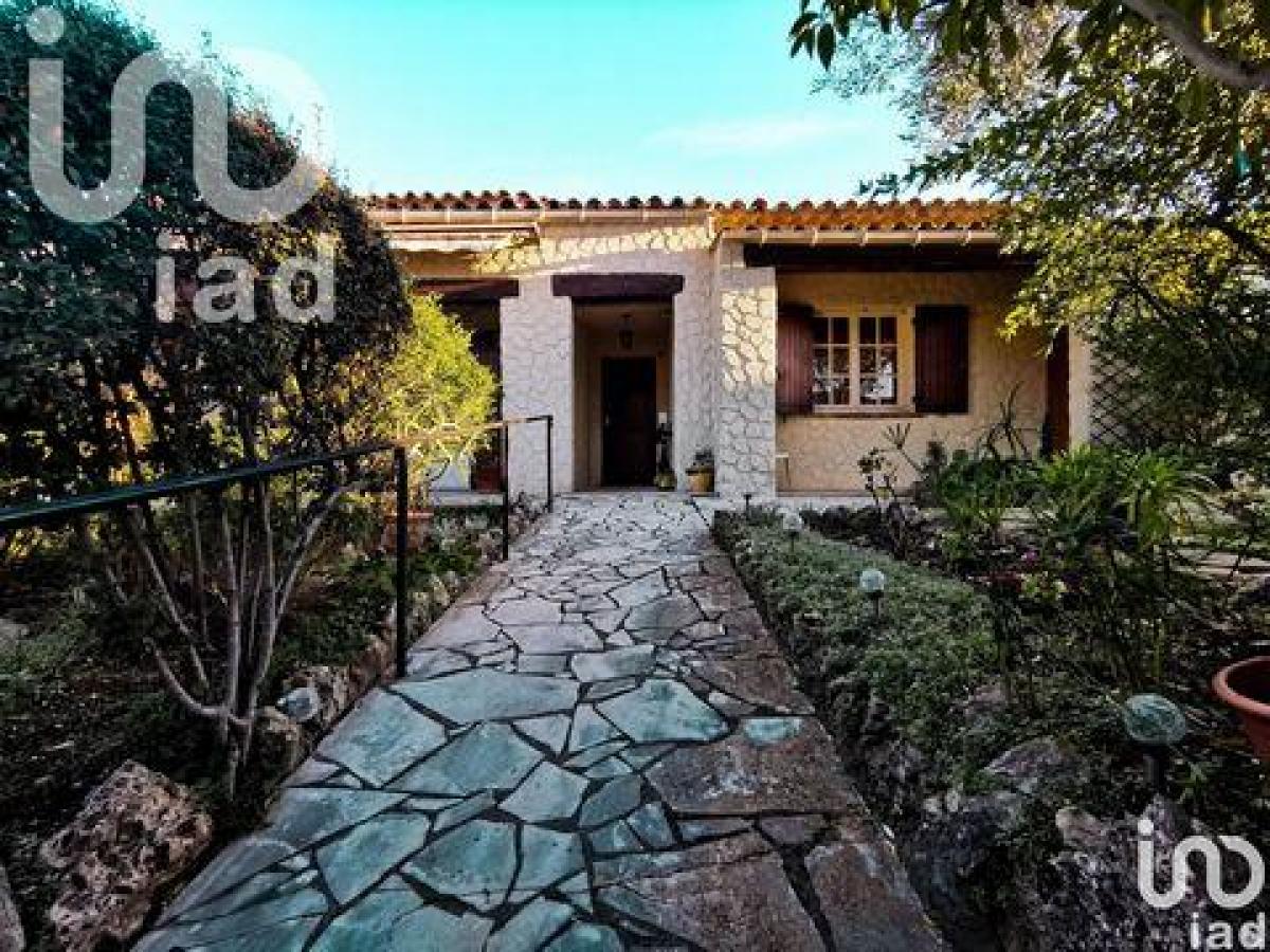 Casa de 3 dormitorios en Peymeinade, France No. 7422