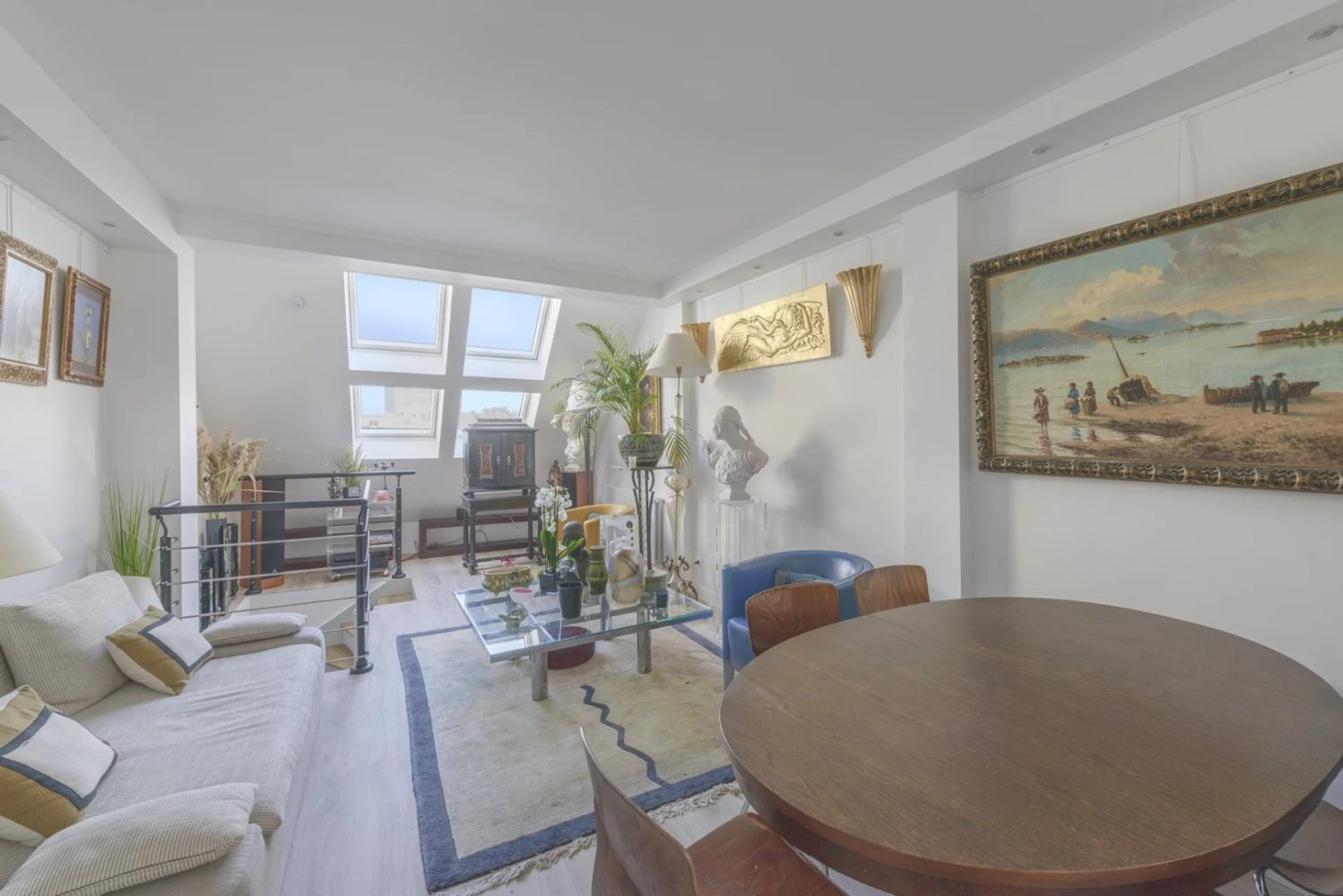 2 bedrooms Duplex in Paris, France No. 116304