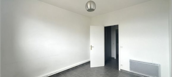 3 bedrooms Apartment in Chartres, France No. 258082 6