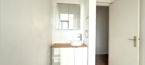 3 bedrooms Apartment in Chartres, France No. 258082 10