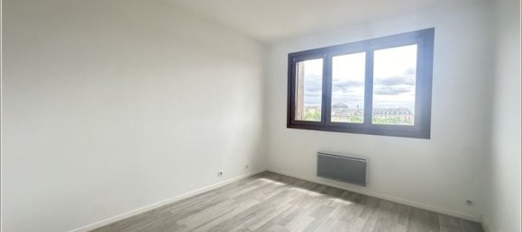 3 bedrooms Apartment in Chartres, France No. 258082 7