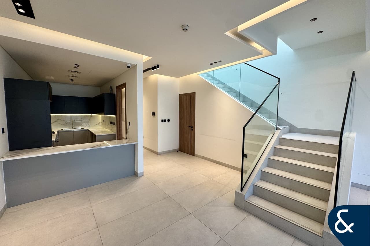 Villa T3 em Al Furjan, UAE N.º 109188