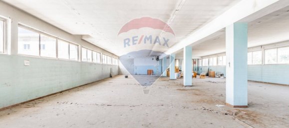 Imóvel comercial em Solbiate Arno, Italy 1634 m² N.º 58245 13