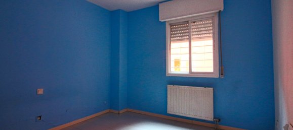 Apartamento de 3 dormitorios en Madrid, Spain No. 153695 11