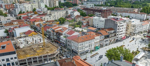 Gewerbliche Immobilie in Vila Nova de Famalicao, Portugal 139m², Nr. 35796 2